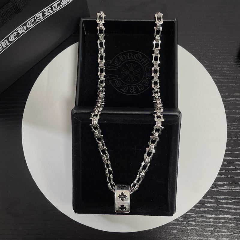 Ch**me He**ts necklaces